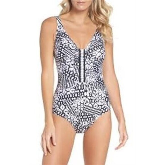 NWT Gottex Profile 12 Tribal Batik 1PC Swimsuit Black White 126030 - Picture 1 of 3